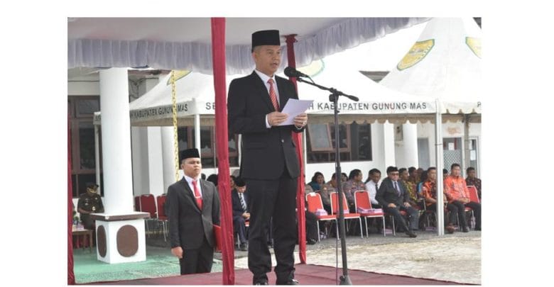 bacakan teks