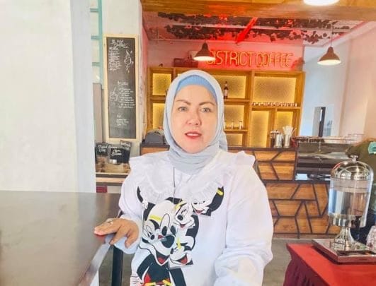 HENNY ROSGIATY RUSLI