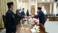 SERAHKAN PEMANDANGAN UMUM FRAKSI