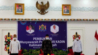 23-05 foto kadin