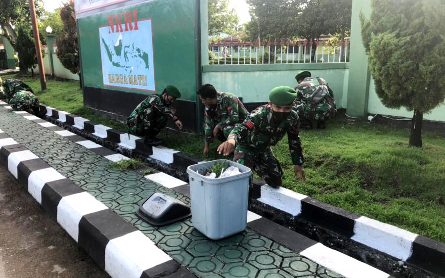 BERSIHKAN HALAMAN MAKODIM.