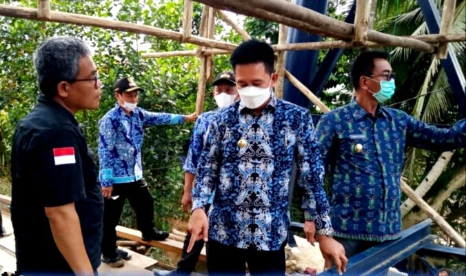TINJAU JEMBATAN GANTUNG DESA SABUH