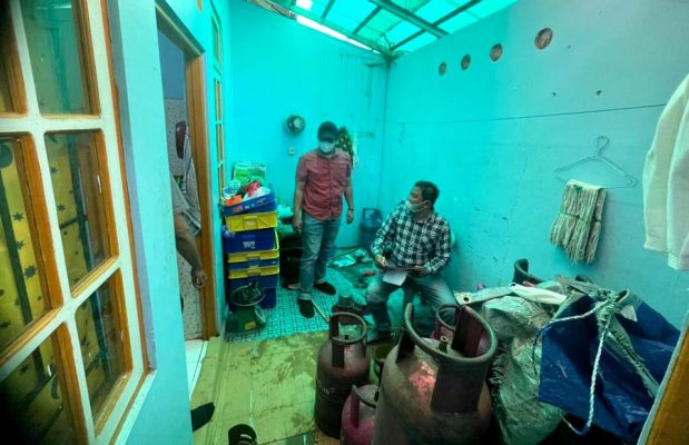 PENGGEREBEKAN TABUNG GAS OPLOSAN.. (1)