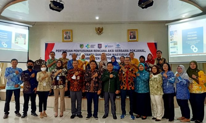 FOTO BERSAMA.