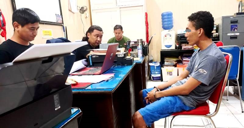 SALAH SATU TERSANGKA JAMBRET W