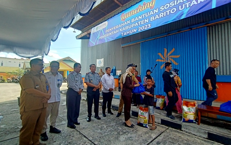 PENERIMA BANTUAN.