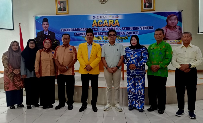 FOTO BERSAMA ASISTEN SEKDA
