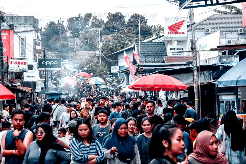 WISATA DADAKAN BAGI WARGA