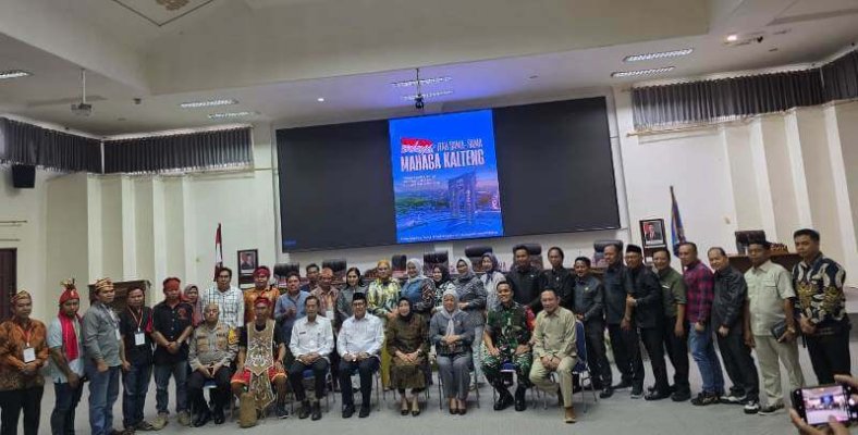 FOTO BERSAMA DENGAN ALIANSI MASYARAKAT..