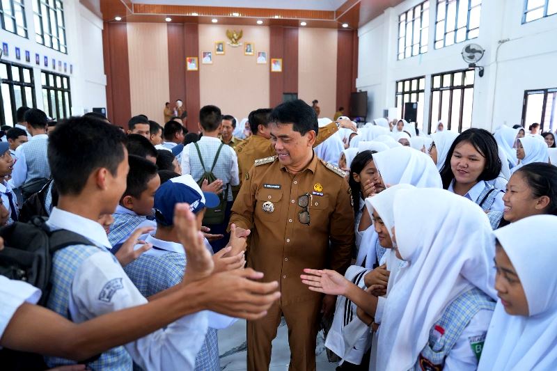 KUNJUNGAN DI SEKOLAH DALAM KOTA...